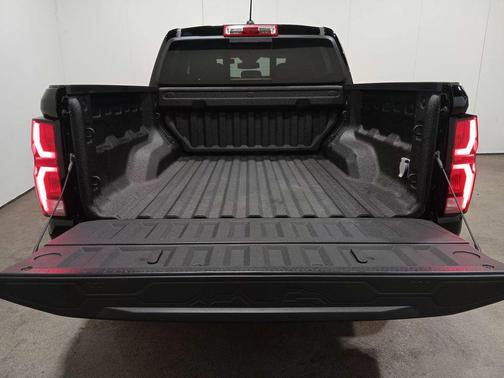 Black 2024 Chevrolet Colorado Z71