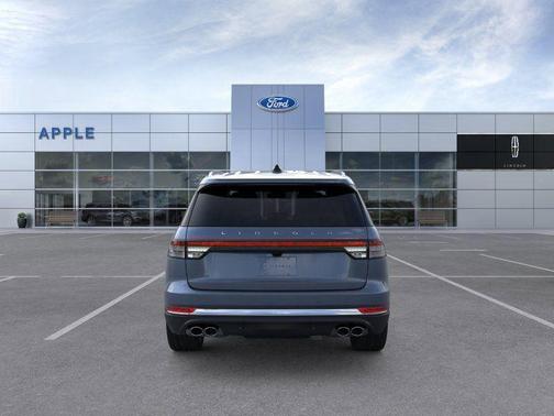 whisper blue metallic clearcoat 2026 Lincoln Aviator Reserve AWD
