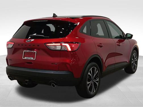 Rapid Red Metallic Tinted Clearcoat 2022 Ford Escape SEL