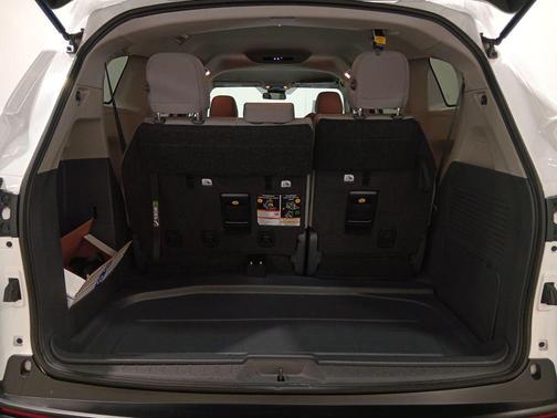 2023 Toyota Sienna LE