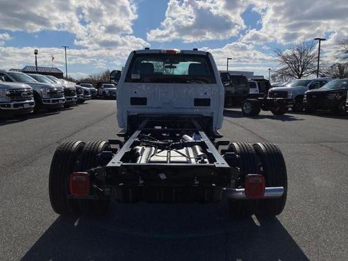 2025 Ford F-450 XL