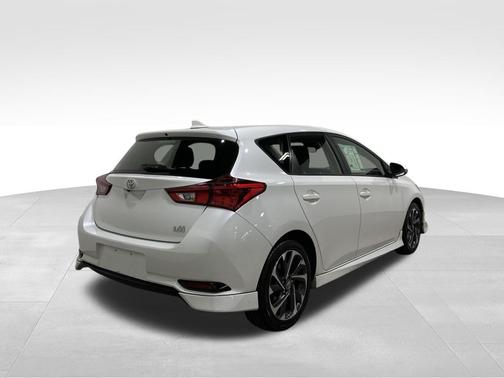 2017 Toyota Corolla iM Base