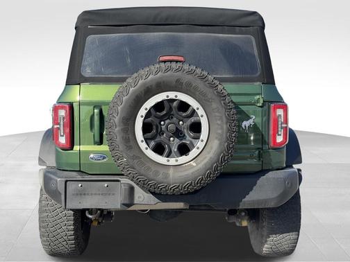 Eruption Green Metallic 2022 Ford Bronco Outer Banks
