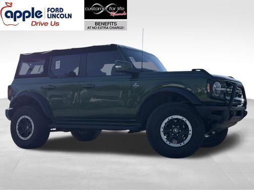 Eruption Green Metallic 2022 Ford Bronco Outer Banks