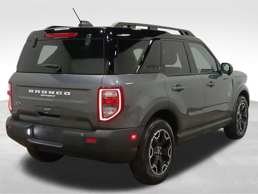 Carbonized Gray Metallic 2025 Ford Bronco Sport Outer Banks