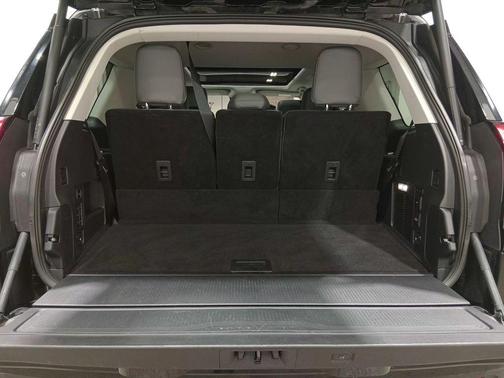 Black Metallic 2025 Ford Expedition Active