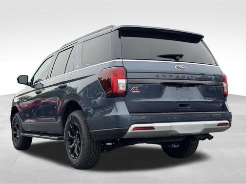 Blue Metallic 2022 Ford Expedition Timberline