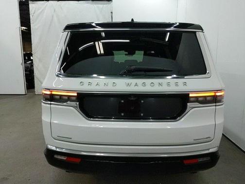 2023 Jeep Grand Wagoneer L Series II