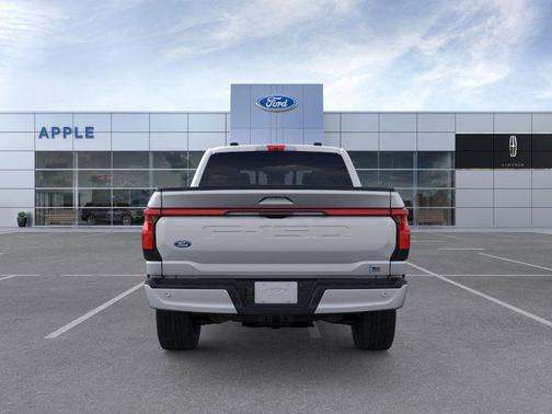 2025 Ford F-150 Lightning LARIAT