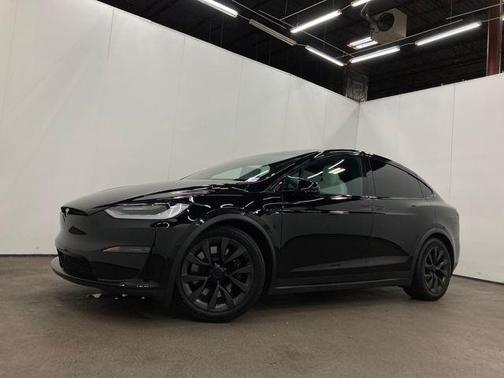 2023 Tesla Model X Standard Range