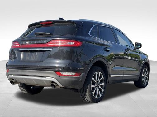 Infinite Black Metallic 2019 Lincoln MKC Reserve