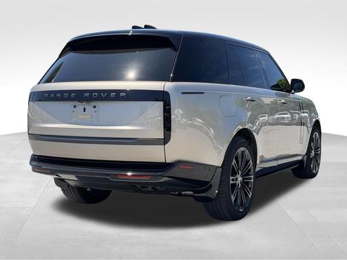 Gold 2024 Land Rover Range Rover P530 SE