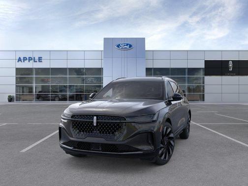 Infinite Black Metallic Clearcoat 2026 Lincoln Nautilus Reserve