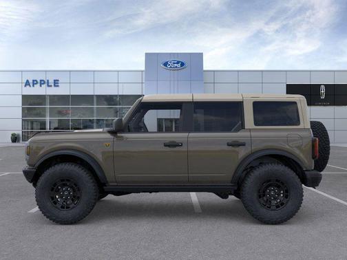 Gray 2026 Ford Bronco Badlands