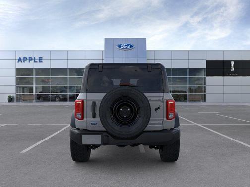 Avalanche Gray 2026 Ford Bronco Big Bend