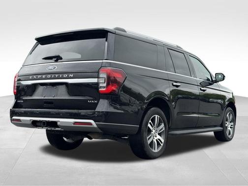 Black Metallic 2024 Ford Expedition Max Limited