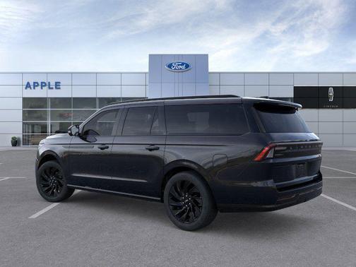 Infinite Black Metallic Clearcoat 2026 Lincoln Navigator Reserve