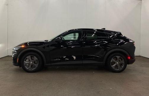 2022 Ford Mustang Mach-E Select