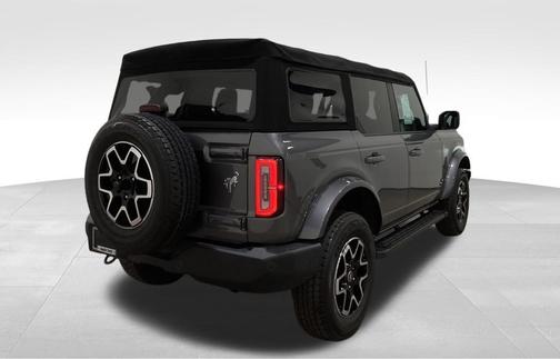 2021 Ford Bronco Outer Banks