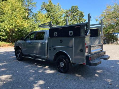 2022 RAM 2500 Big Horn Crew Cab 4x4 6'4' Box