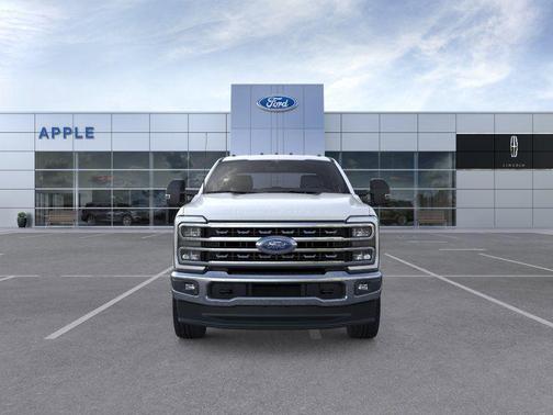 Star White Metallic Tri-Coat 2026 Ford F-250 Lariat