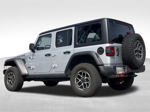 Silver Zynith Clearcoat 2024 Jeep Wrangler Rubicon