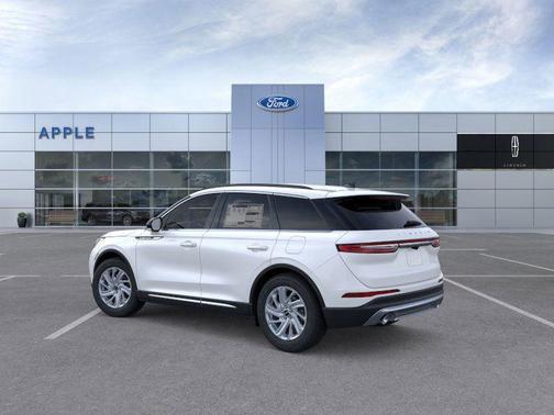 2026 Lincoln Corsair Premiere