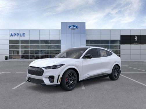 Star White Metallic Tri-Coat 2026 Ford Mustang Mach-E GT