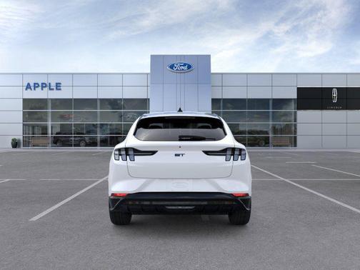 Star White Metallic Tri-Coat 2026 Ford Mustang Mach-E GT