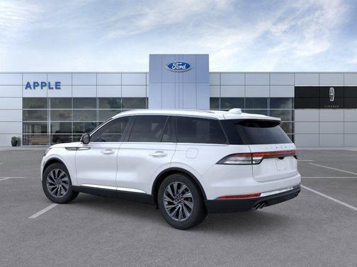 Pristine White Metallic Tri-Coat 2026 Lincoln Aviator Premiere