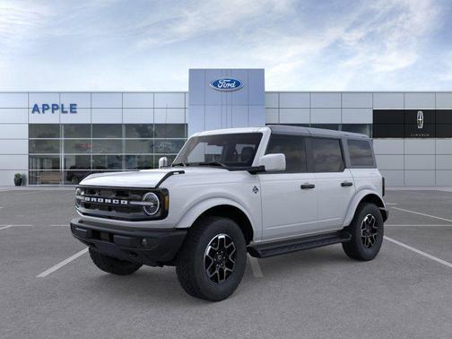 Oxford White 2026 Ford Bronco Outer Banks