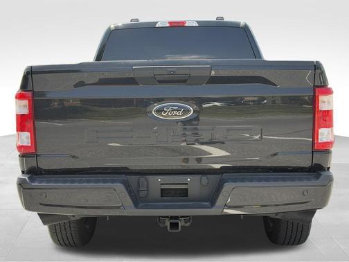 Agate Black Metallic 2022 Ford F-150 XL