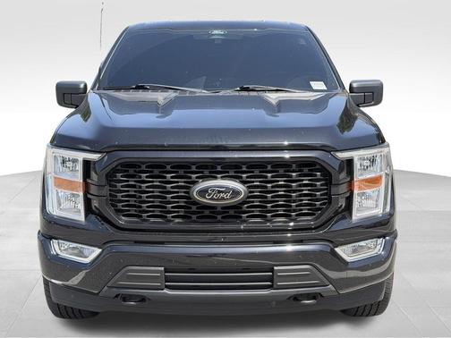 Agate Black Metallic 2022 Ford F-150 XL