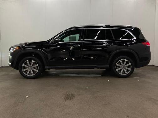 2022 Mercedes-Benz GLS 450 4MATIC