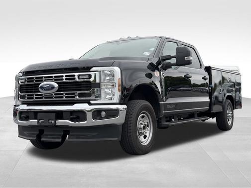 Black Metallic 2025 Ford F-350 XL
