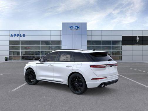 2026 Lincoln Corsair Reserve