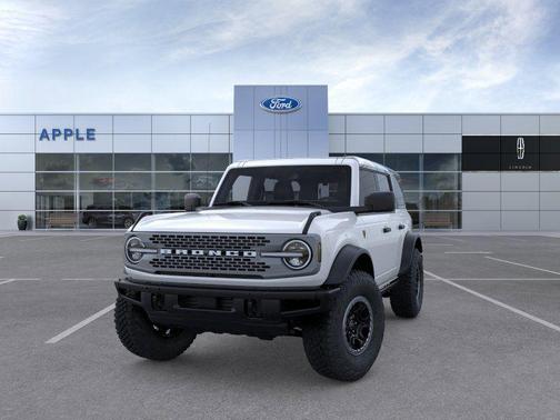 Oxford White 2026 Ford Bronco Badlands