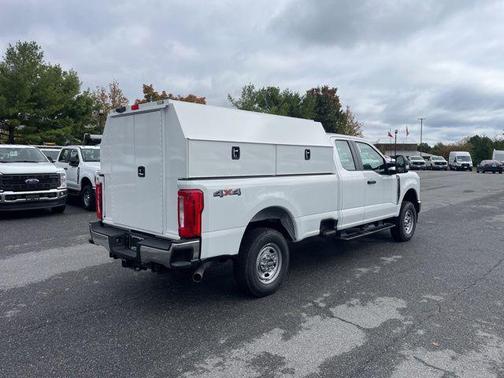 2025 Ford F-250 XL