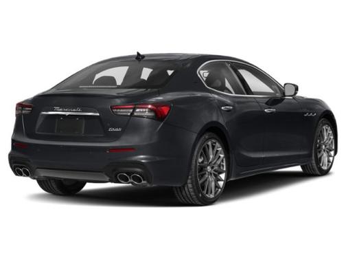 2023 Maserati Ghibli Modena Q4