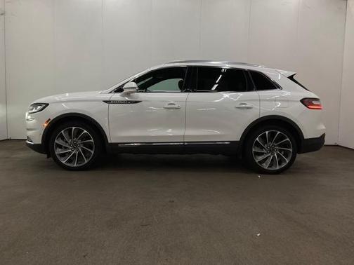 2021 Lincoln Nautilus Reserve