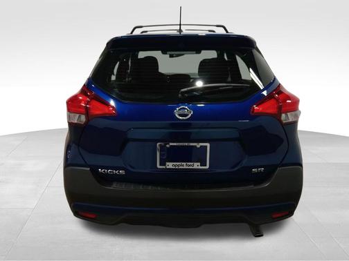 2019 Nissan Kicks SR