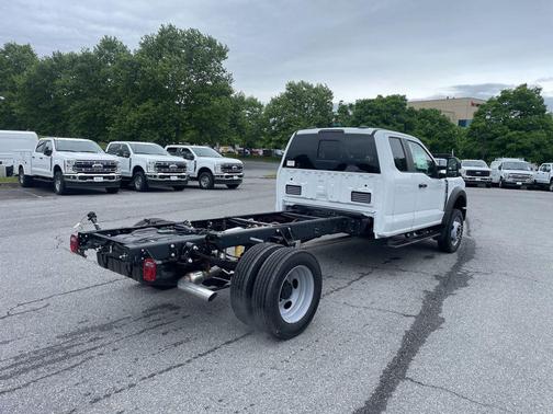 Oxford White 2026 Ford F-450 XL