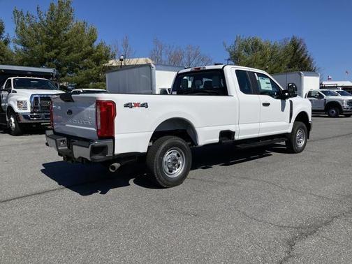 2025 Ford F-250 XL