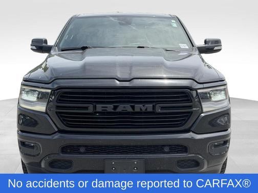 Diamond Black Crystal Pearlcoat 2019 RAM 1500 Big Horn
