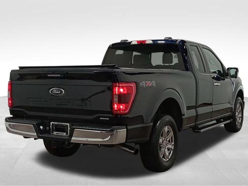 Antimatter Blue Metallic 2021 Ford F-150 XLT