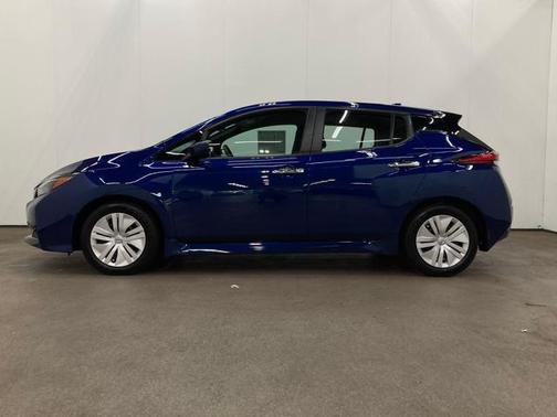 2022 Nissan Leaf S 40 kWh