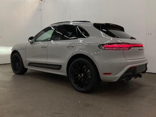 2025 Porsche Macan GTS