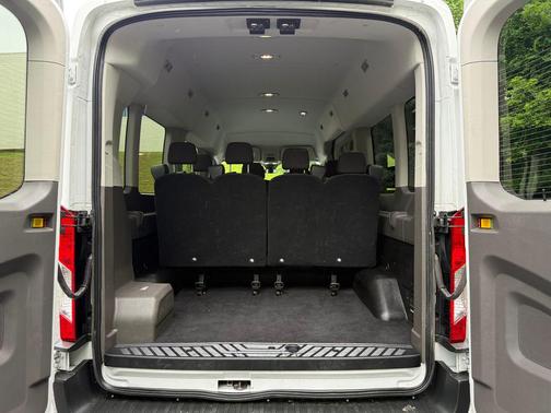 Oxford White 2024 Ford Transit-350 XLT
