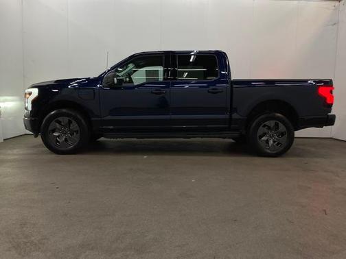 2024 Ford F-150 Lightning Flash
