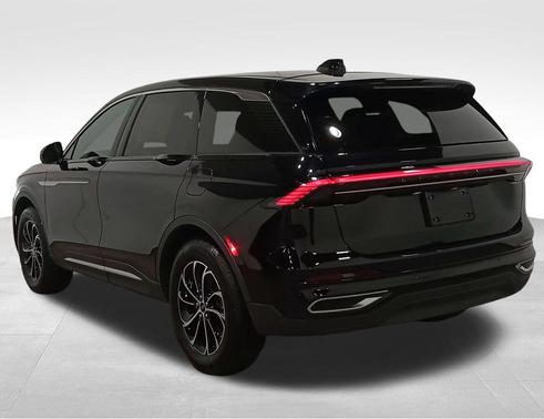 Black Metallic 2024 Lincoln Nautilus Premiere
